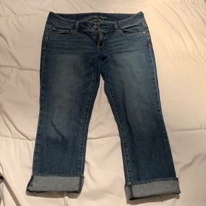 American Eagle cropped jeans
